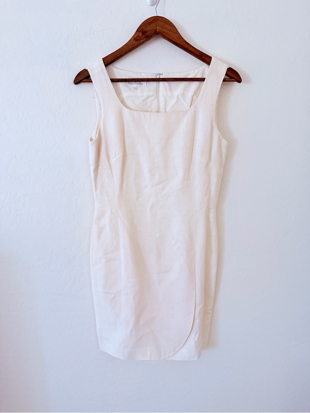 Ann Taylor Ivory Linen Blend Sheath Dress Size 4 Sleeveless Square Neck